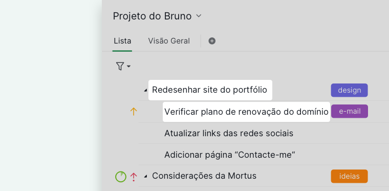 Painel principal do Quire a mostrar tarefas do projeto com sub-tarefas aninhadas, colaboradores, datas limite e tags